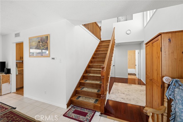 MLS #SR25191093 image #6