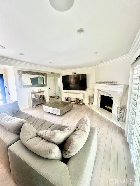 MLS #SR25191655 image #8