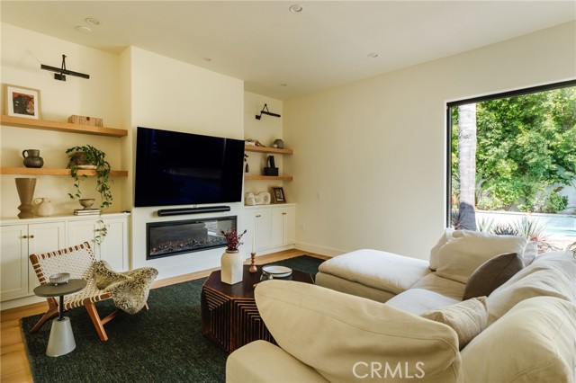 MLS #SR25191804 image #13