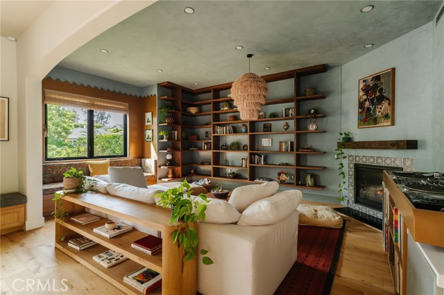 MLS #SR25191804 image #7