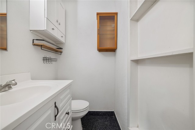 MLS #SR25191940 image #8