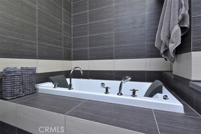 MLS #SR25192205 image #19