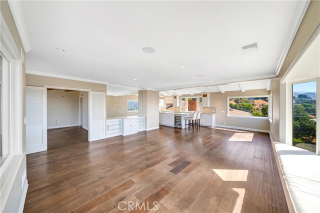 MLS #SR25192296 image #10