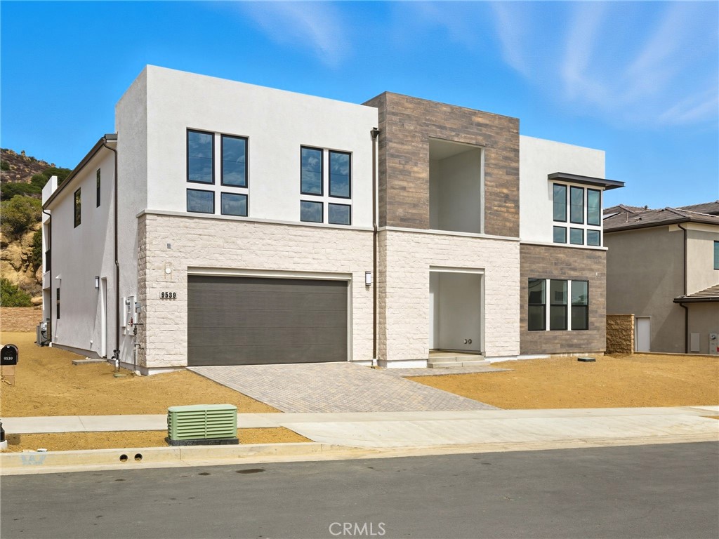 MLS #SR25192734 image #1