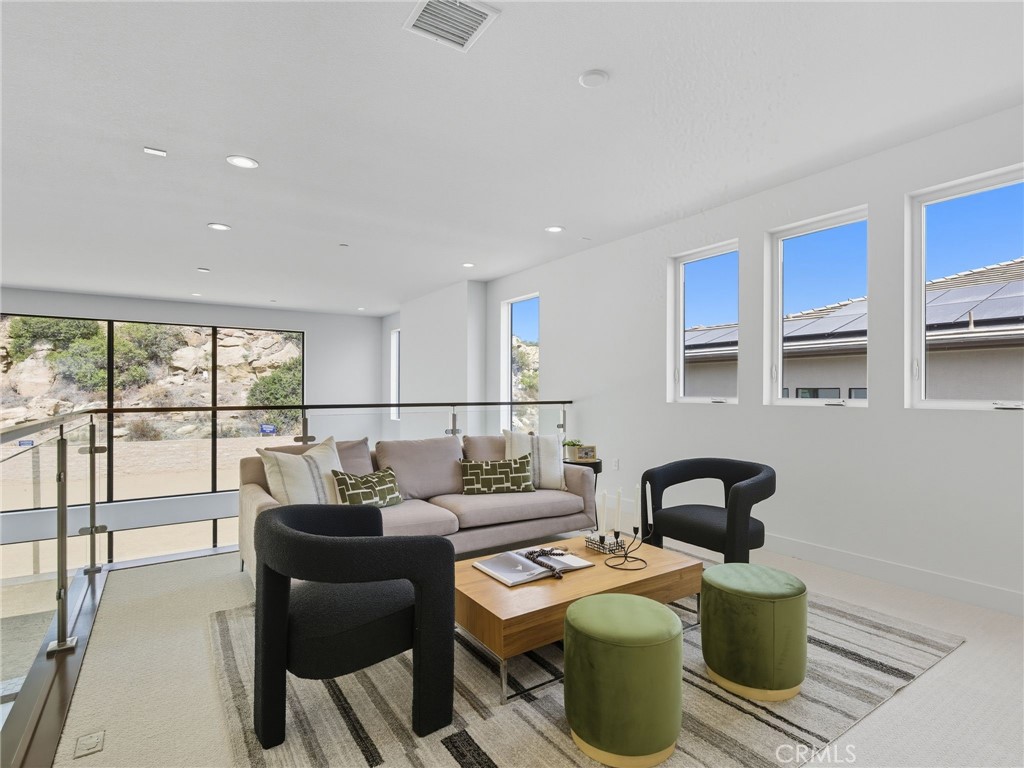 MLS #SR25192734 image #16