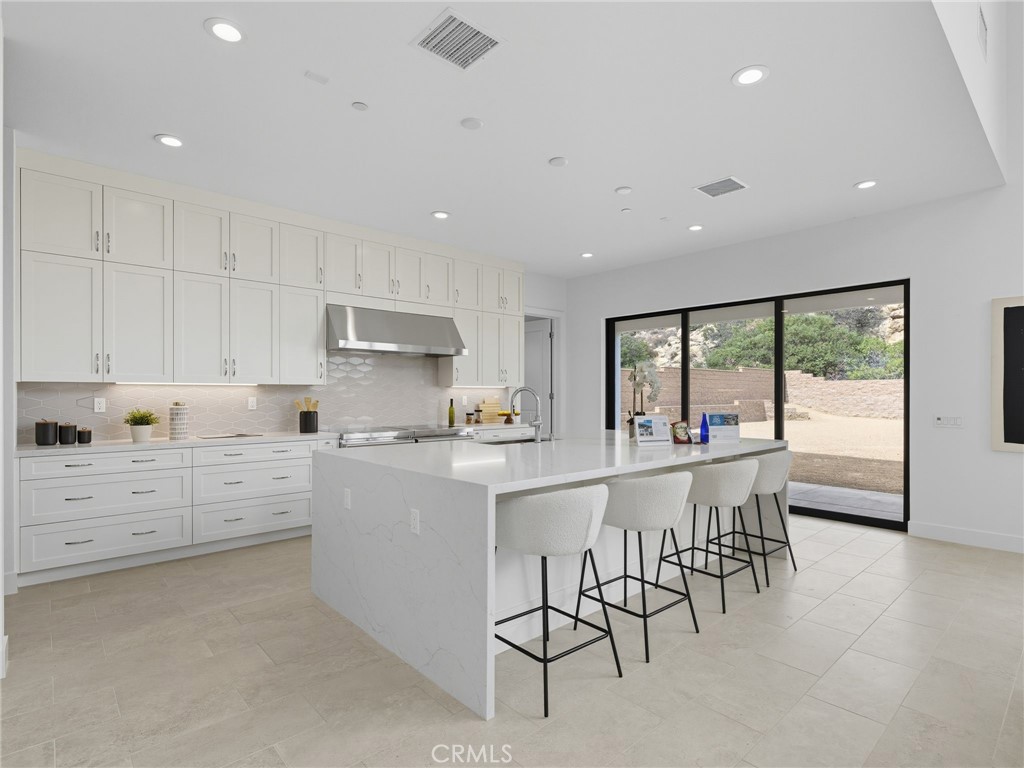 MLS #SR25192734 image #7