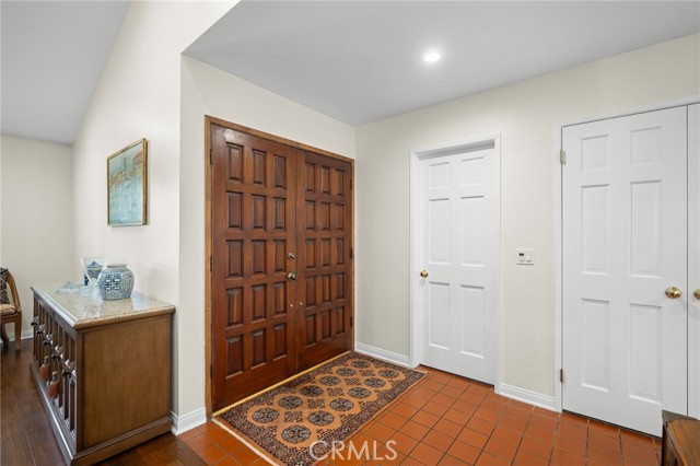 MLS #SR25192875 image #4