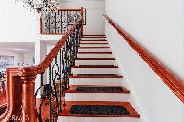 MLS #SR25193103 image #11