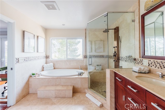 MLS #SR25193103 image #16