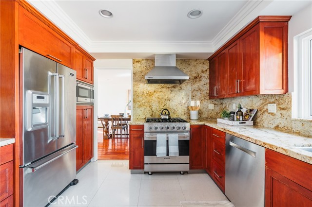 MLS #SR25193103 image #5