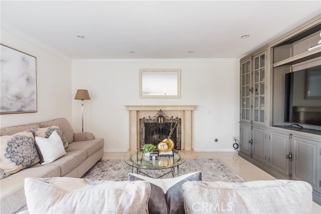 MLS #SR25193103 image #8