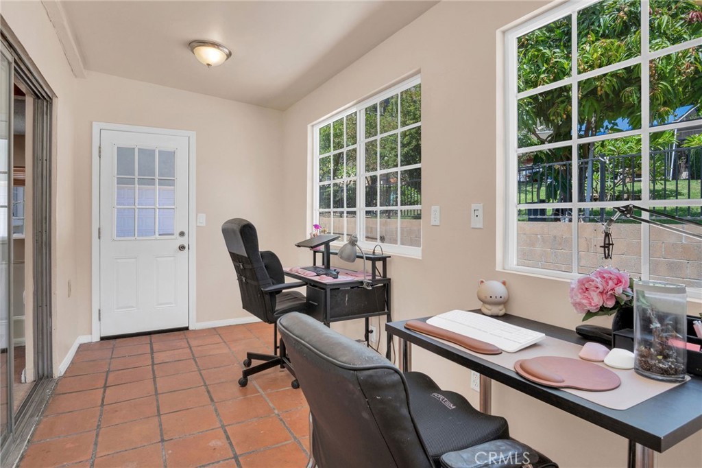 MLS #SR25193397 image #16