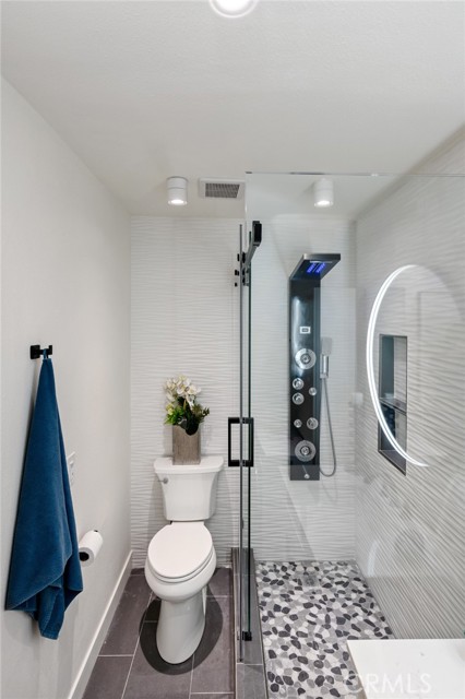 MLS #SR25193558 image #32