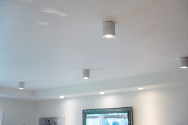 MLS #SR25193558 image #8