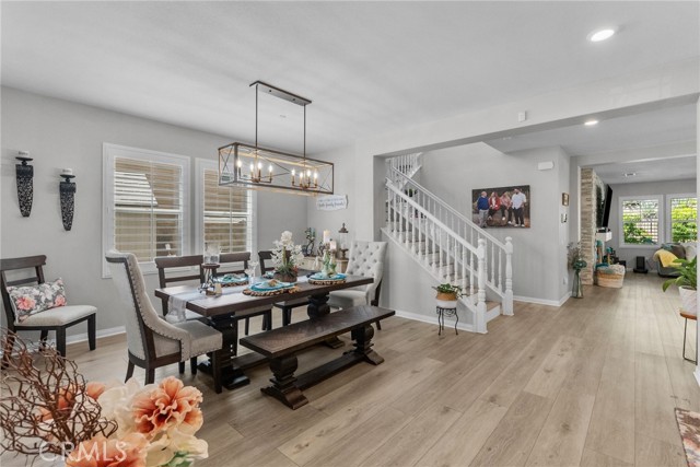 MLS #SR25193651 image #7