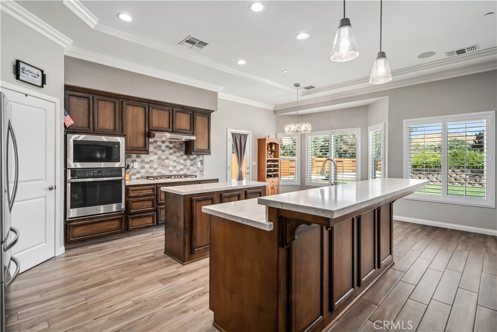 MLS #SR25194139 image #10