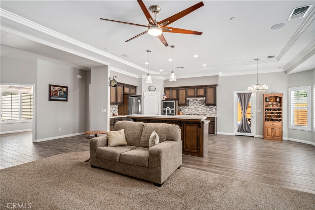 MLS #SR25194139 image #9