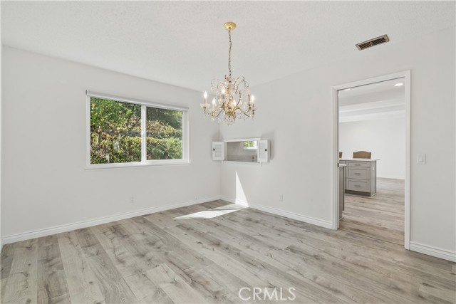 MLS #SR25194193 image #11