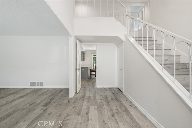 MLS #SR25194193 image #5