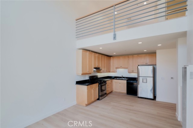 MLS #SR25195452 image #8