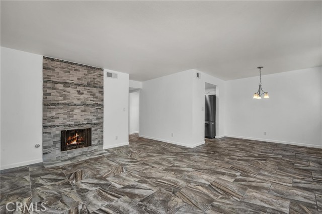 MLS #SR25195787 image #1