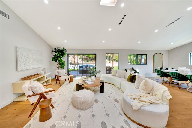 MLS #SR25195855 image #9