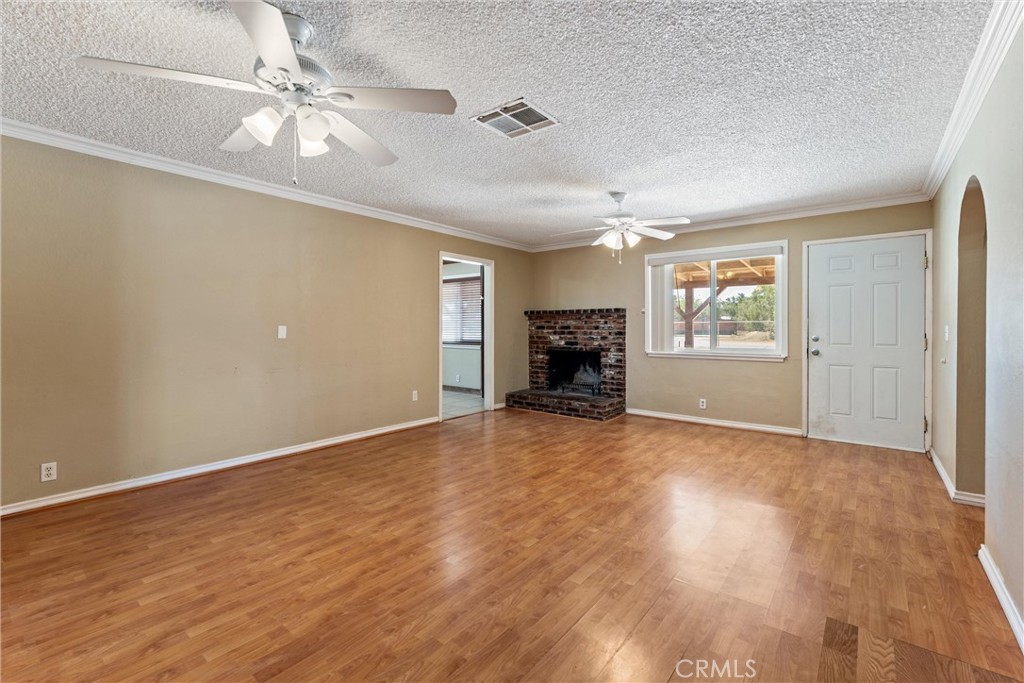 MLS #SR25195935 image #2