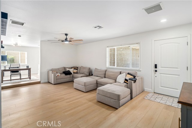MLS #SR25195997 image #7
