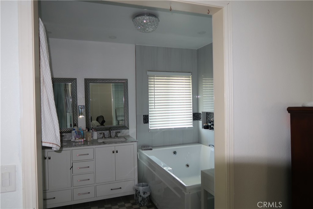 MLS #SR25196131 image #16