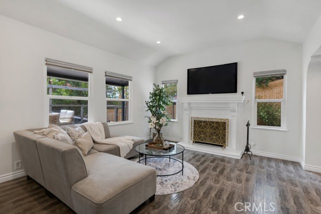 MLS #SR25196557 image #7