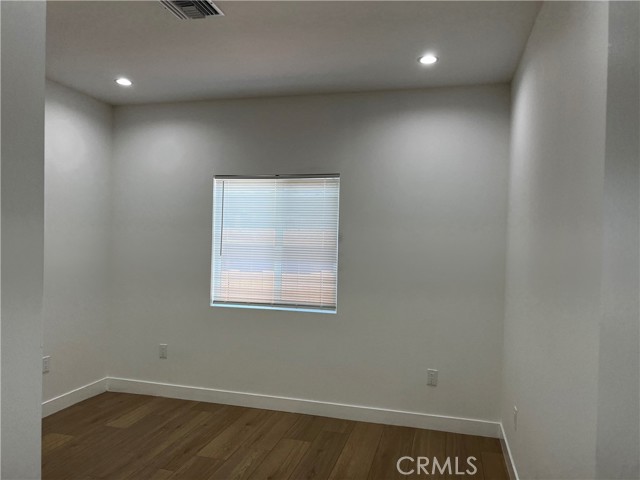 MLS #SR25196582 image #11