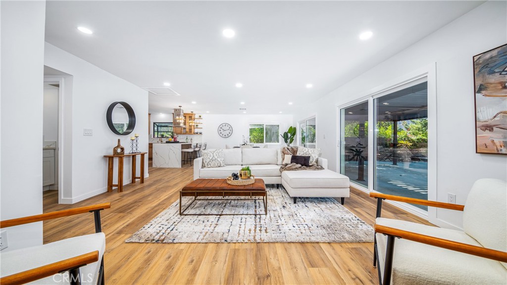 MLS #SR25196739 image #10