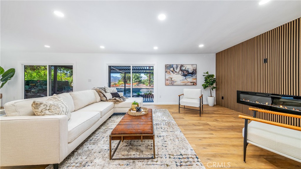 MLS #SR25196739 image #8