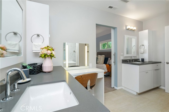 MLS #SR25196982 image #21