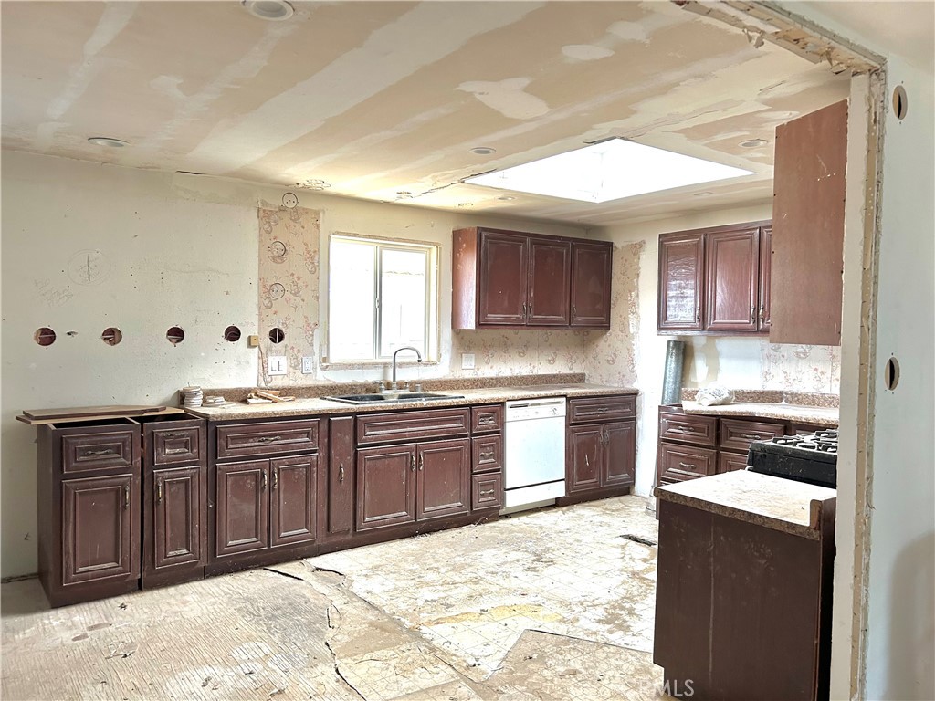 MLS #SR25197491 image #2