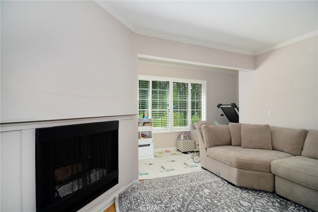 MLS #SR25197735 image #5