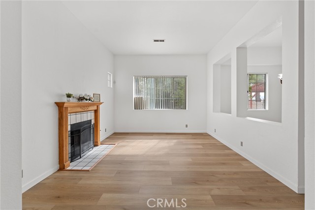 MLS #SR25198071 image #1