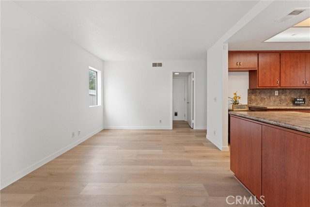 MLS #SR25198071 image #7