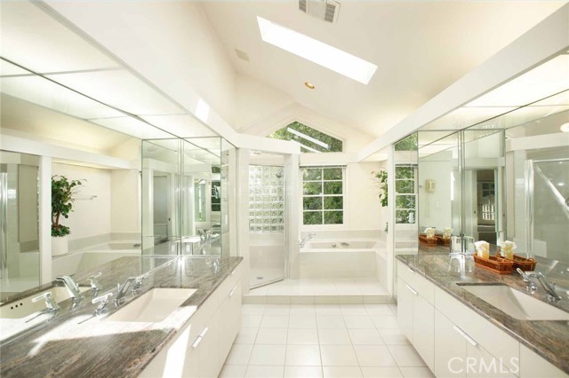 MLS #SR25198106 image #32