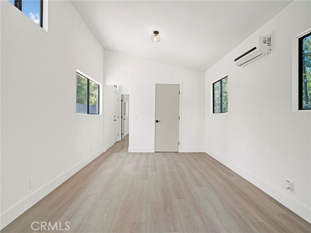 MLS #SR25198131 image #13