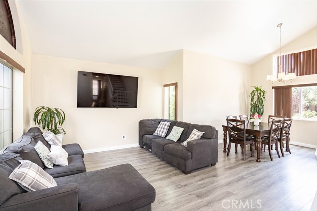 MLS #SR25198316 image #8