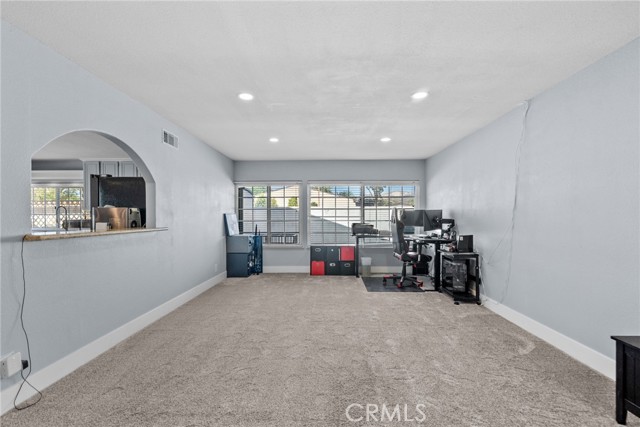 MLS #SR25198328 image #6