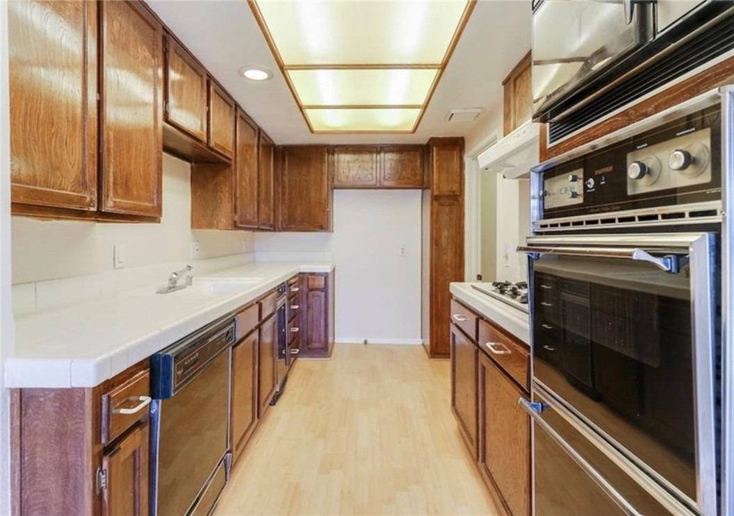 MLS #SR25198410 image #2