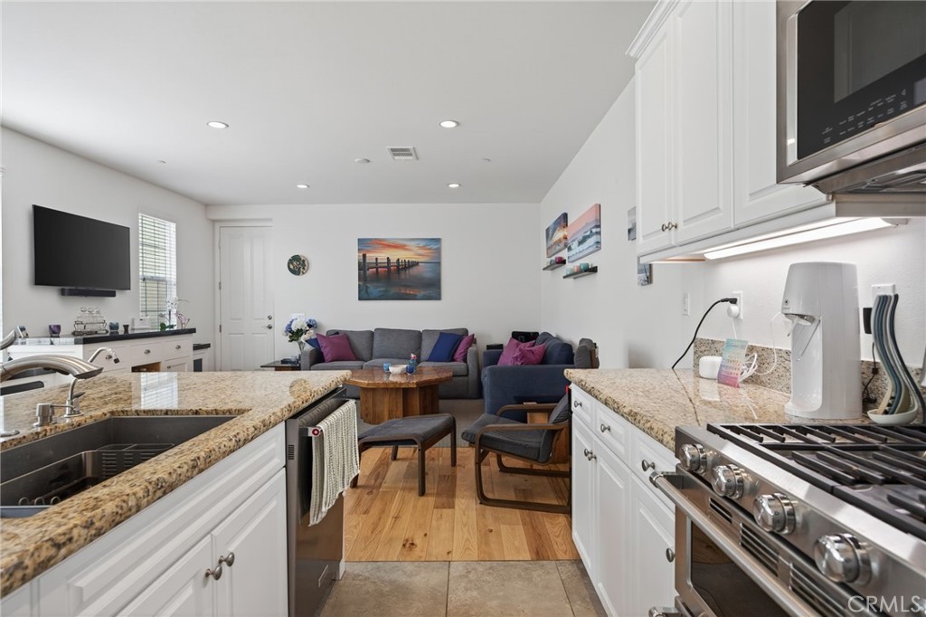 MLS #SR25198494 image #11