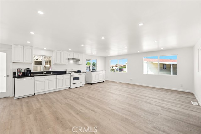 MLS #SR25198658 image #5