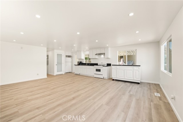 MLS #SR25198658 image #6