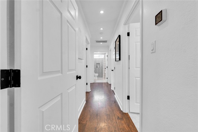 MLS #SR25198785 image #12