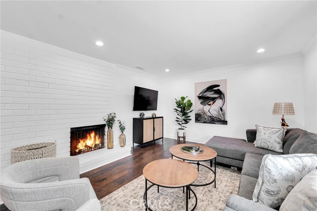 MLS #SR25198785 image #9