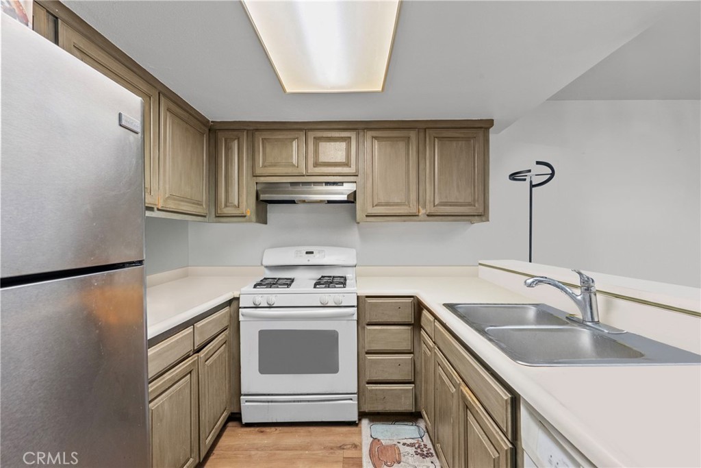 MLS #SR25198871 image #8