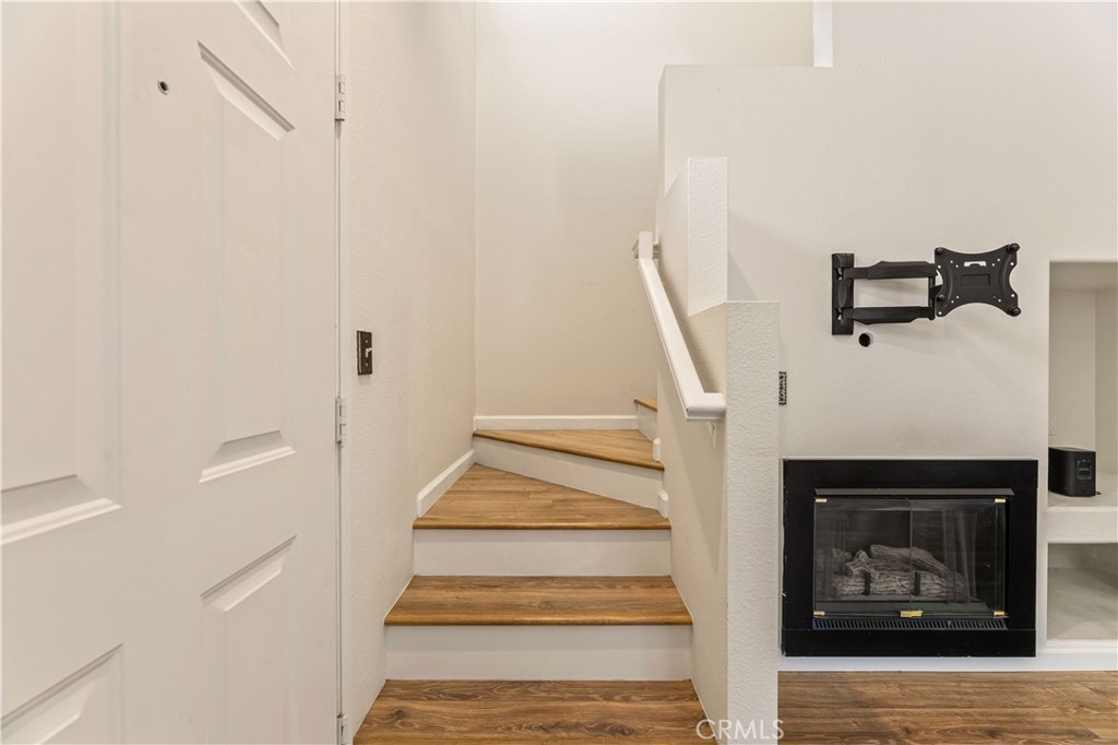 MLS #SR25198995 image #10